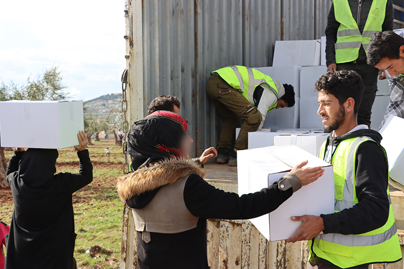 توزيع 490 سلة غذائية 